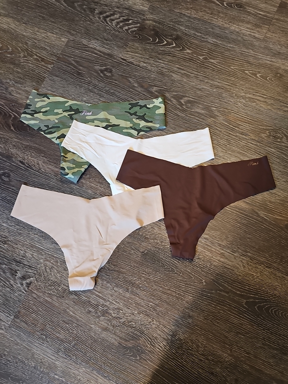 4-Piece VS PINK Seamless Panties - XL